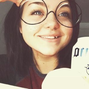 Meet your Posher, Aleea